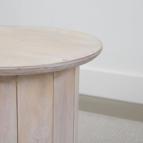 Olan Scallop Side Table - Whitewash